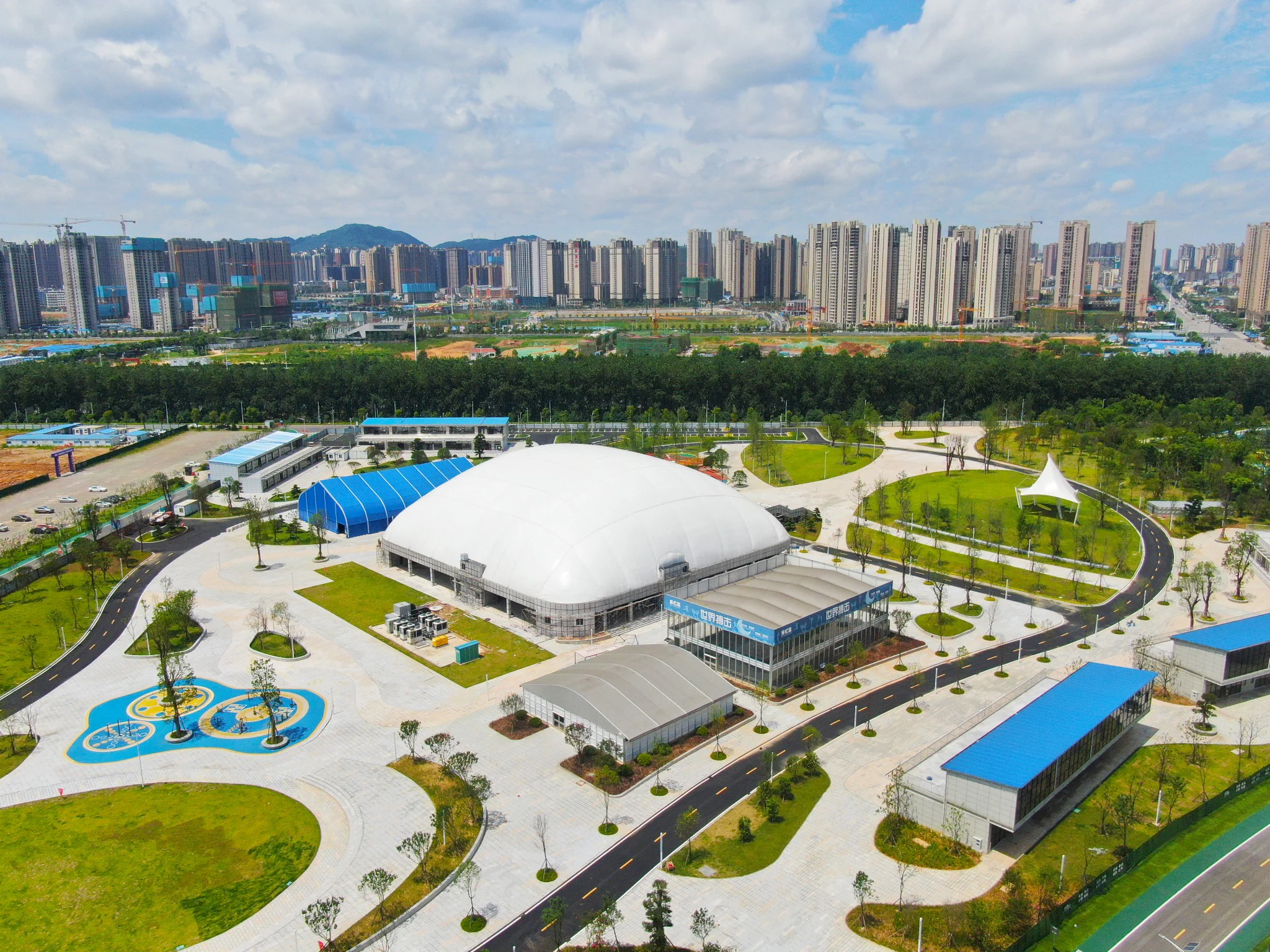 Large covered sports facility suitable for multiple pickleball courts